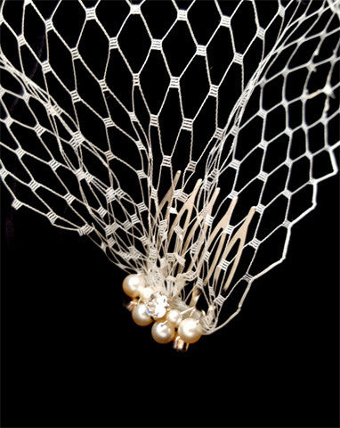 Wedding veil - birdcage veil with small beaded combs - Jasmine - Kezani Jewellery - 3