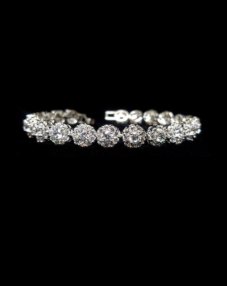 wedding and bridal bracelet - classic setting Amour bracelet in rhodium - at Kezani