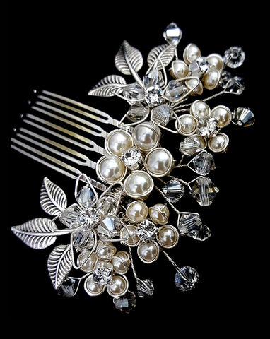 wedding headpiece - small pearl flower comb - Baby Jessica by Kezani