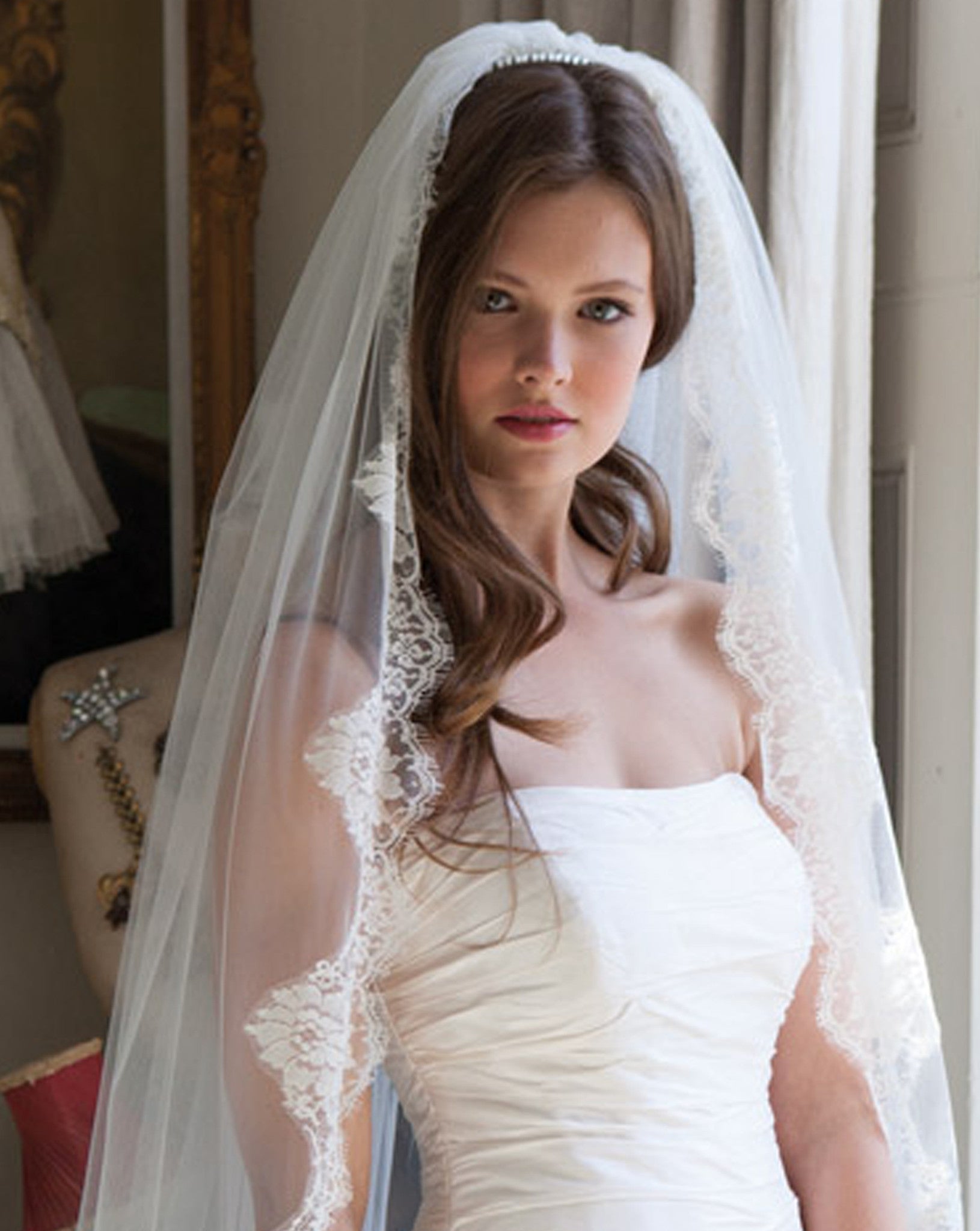 Veil - full length with chantilly lace trim - Spellbinder - Kezani Jewellery - 4