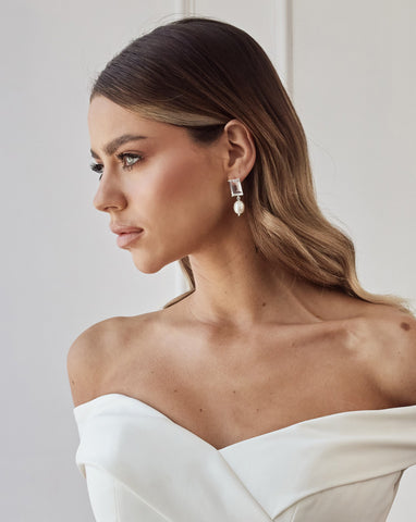 wedding earrings - modern and chic clear quartz stud with baroque pearl drop - Thea by Lola Knight