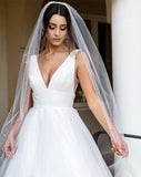wedding veil - BEST SELLER - one tier train length scatter pearl - Lola at Kezani
