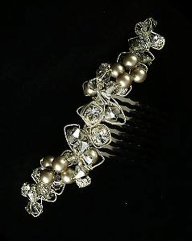 Bridal headpiece - pearl and crystal elegant comb - Avalon by Kezani
